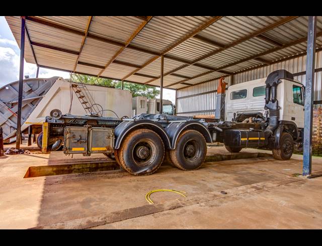 12,140M² WORKSHOP FOR SALE IN BREDELL